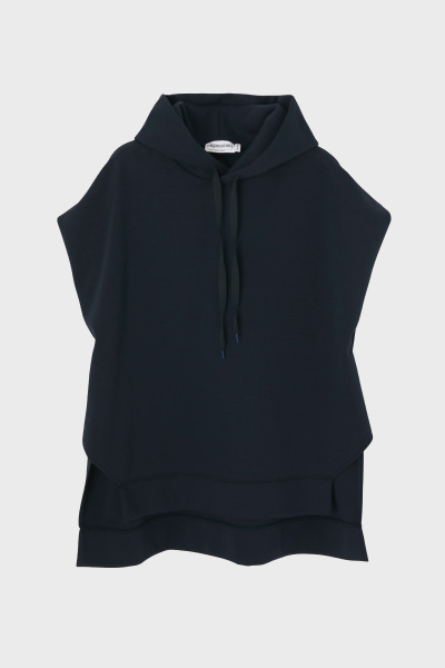 N | Pre Fall 2022 | Lookbook | någonstans